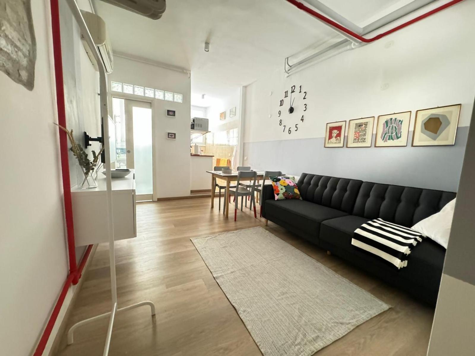 Caracalla Two Bedroom Appartement *